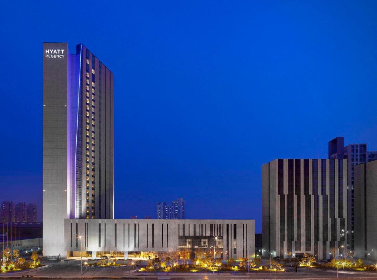 Hyatt Regency Tianjin East Hotell Exteriör bild
